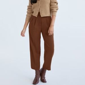 Aritzia Wilfred Carrot Pant in Crepette in Cognac